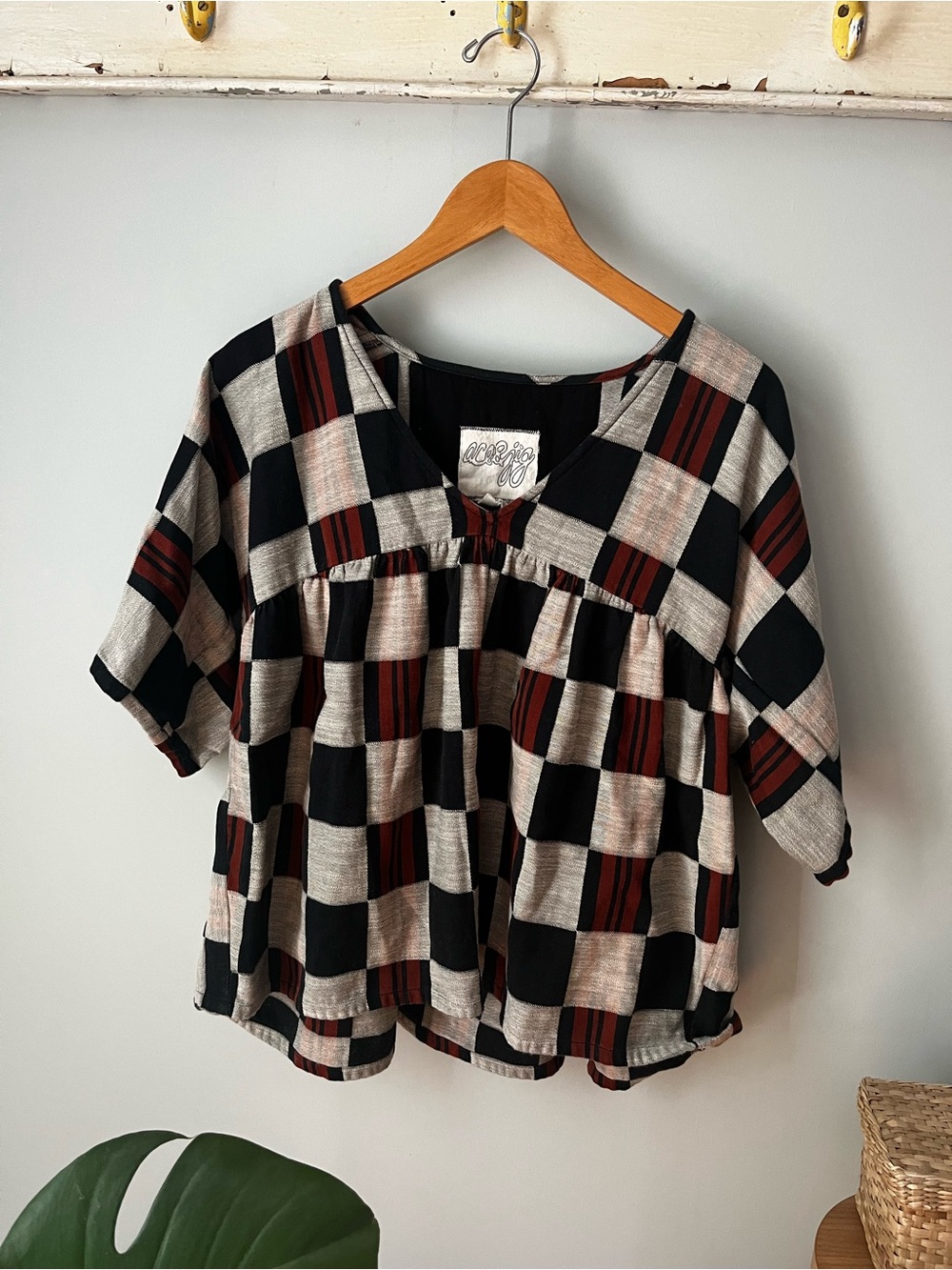 Ace & Jig Top in Black, Cream & Burgundy Print